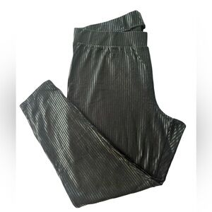 Torrid Size 3 Black Metallic Stripe Leggings High Rise